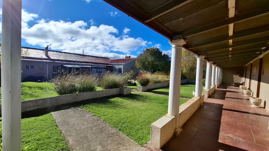 8 Bedroom Property for Sale in Memel Free State